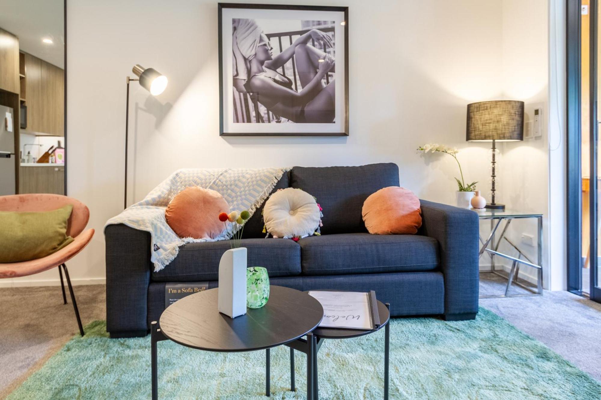 Cozy 1-Bed Apartment With Park Views, Sleeps 4 Christchurch Extérieur photo