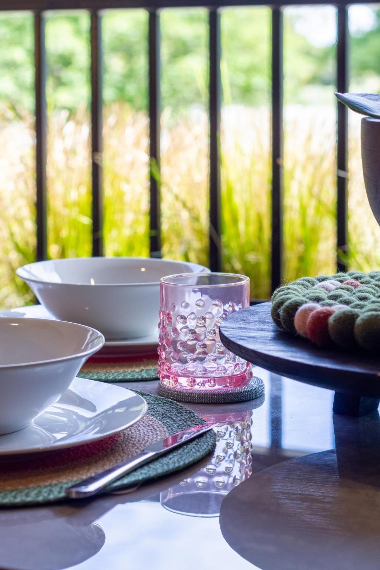Cozy 1-Bed Apartment With Park Views, Sleeps 4 Christchurch Extérieur photo